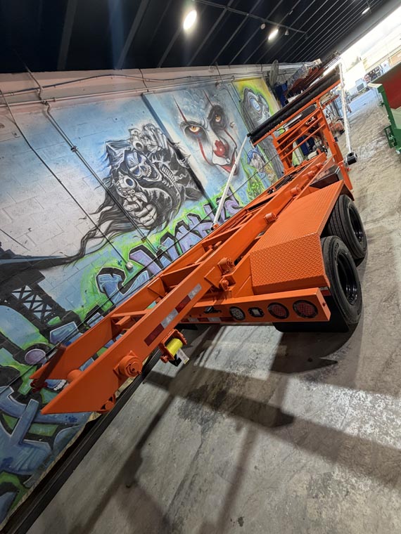 Standard Rail Gooseneck Roll-Off Trailer - Image 11