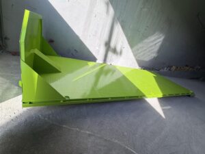Plataforma plana con gancho y tracción por cable