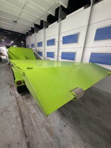 Plataforma de tiro con gancho elevador